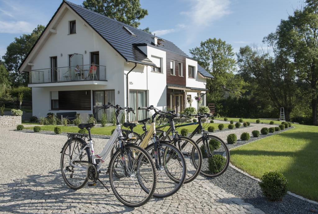 Apartamenty U Harrego I Przy Stawie Spa Z Klimatyzacja, Balia, Sauna, Ogrodem I Parkingiem Bad Kudowa Exterior foto